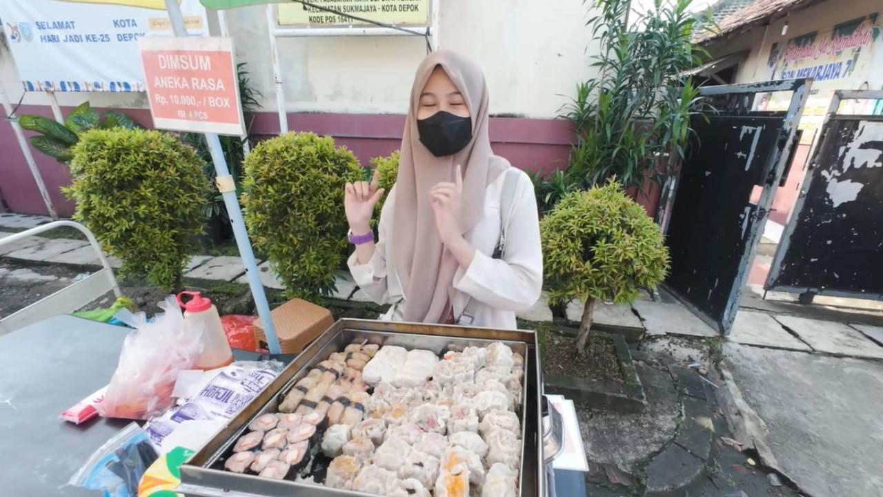 Berjualan Aneka Dimsum