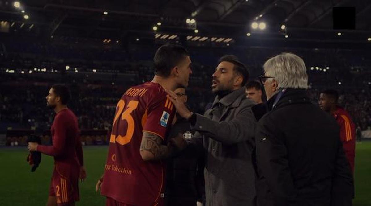 Alasan Kapten AS Roma Gianluca Mancini Terlihat Bersitegang dengan Cesc Fabregas, Ternyata Dicekik Pemain Como