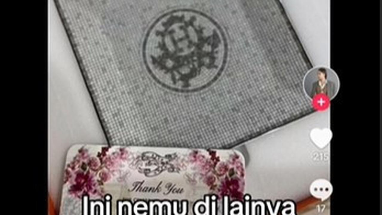 Tamu Dapat Pouch Alih-Alih Piring