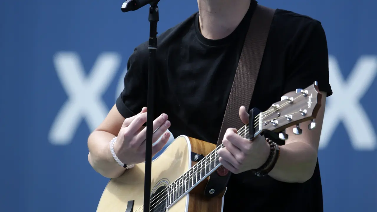 [Bintang] Shawn Mendes