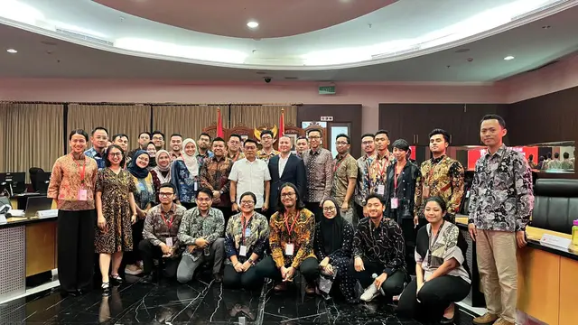 Indonesia Future Network (IFN) edisi Future Energy and Climate mengumpulkan 20 tokoh muda energi dan iklim dari berbagai latar belakang untuk membahas rekomendasi aksi kolaborasi dalam iklim dan energi.
