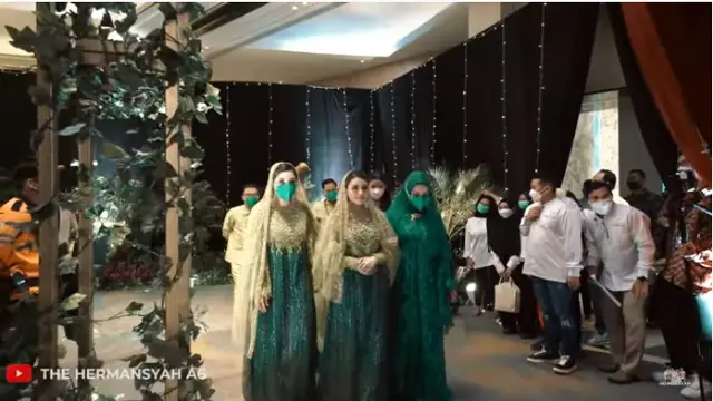 6 Momen Pengajian Aurel Hermansyah Jelang Pernikahan, Penuh Haru