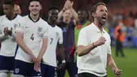 Hasil ini membuat Gareth Southgate sukses membawa Timnas Inggris ke partai final sekaligus membungkam fans yang ragu dan suka mengkrtiknya sebagai pelatih yang minin taktik. (AP Photo/Thanassis Stavrakis)