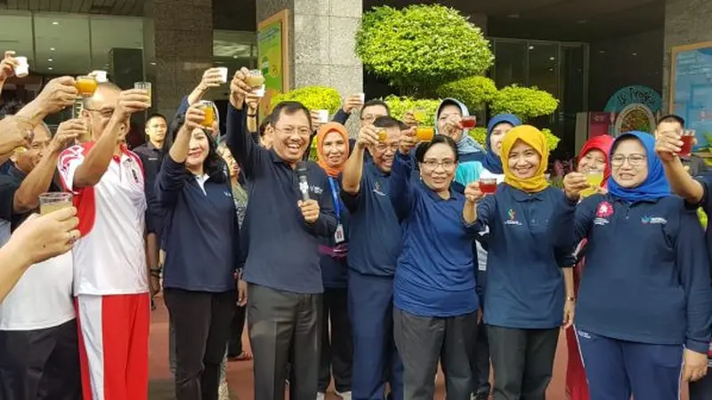 Menkes Terawan  Gerakan Hidup Sehat Minum Jamu