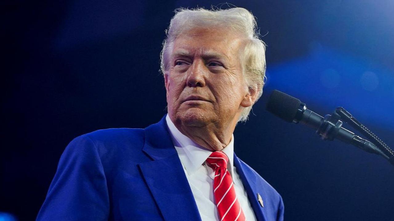 Bendera AS Akan Dikibarkan Setengah Tiang Saat Pelantikan Donald Trump 20 Januari Nanti, Ini Alasannya
