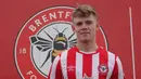 Keane Lewis-Potter didatangkan oleh Brentford dari Hull City pada awal Juli 2022. Pemain 21 tahun tersebut diboyong dengan harga 19 juta euro. Keane sendiri merupakan pemain sayap kiri yang potensial. (brentfordfc.com)