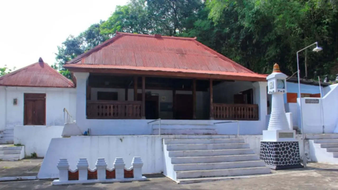 Masjid Pajimatan Imogiri yang Dibangun Abad ke-16 oleh Sultan Agung