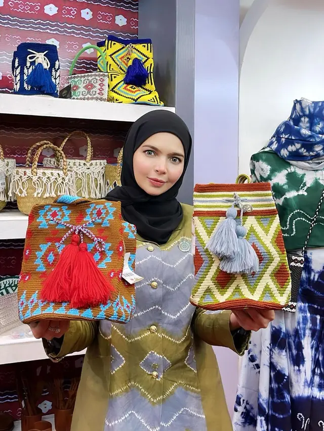 Vivi Zubedi, istri Wali Kota Banjar Baru (instagram/mrsvivi)