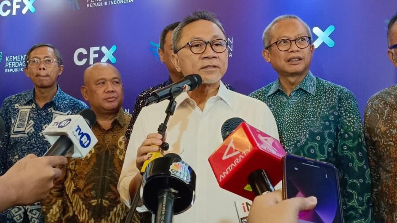 Aturan Baru Larang Platform Digital Jadi Produsen, Mendag: TikTok Tak Boleh Buat Sepatu Merek TikTok