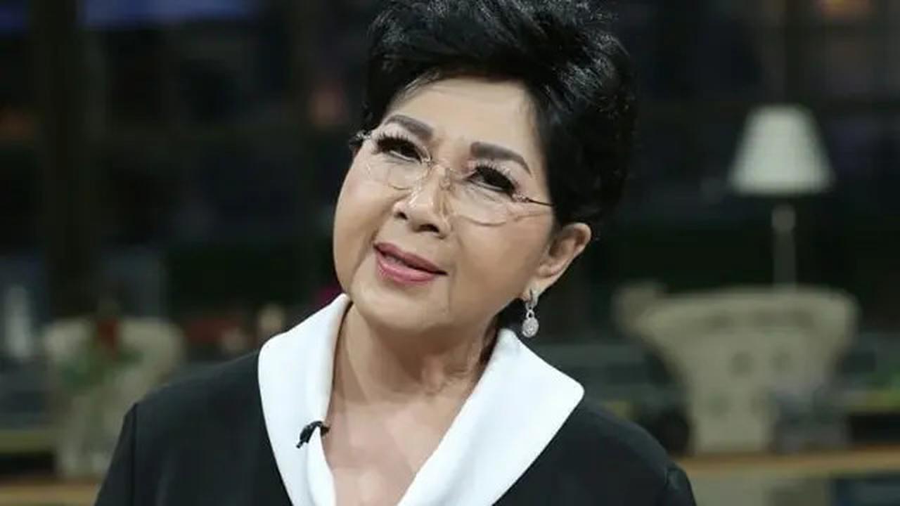 Penyanyi Legendaris Titiek Puspa Tiba-Tiba Masuk Rumah Sakit, Begini Kondisi Terkininya