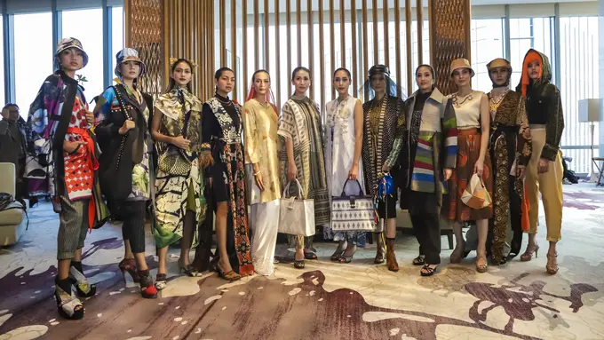 17 Desainer Indonesia Siap Pamer Rancangan Terbaiknya di Atas Kapal Pesiar di Paris