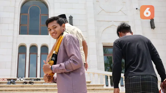 Foto: Mengikuti Skuad Timnas Indonesia U-22 Jumatan di Masjid Al Serkal di Sela SEA Games 2023