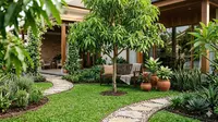 8 Desain Taman Rumah dengan Pohon Buah Kecil Anti Ribet, Hunian Asri yang Praktis dan Mudah Dirawat