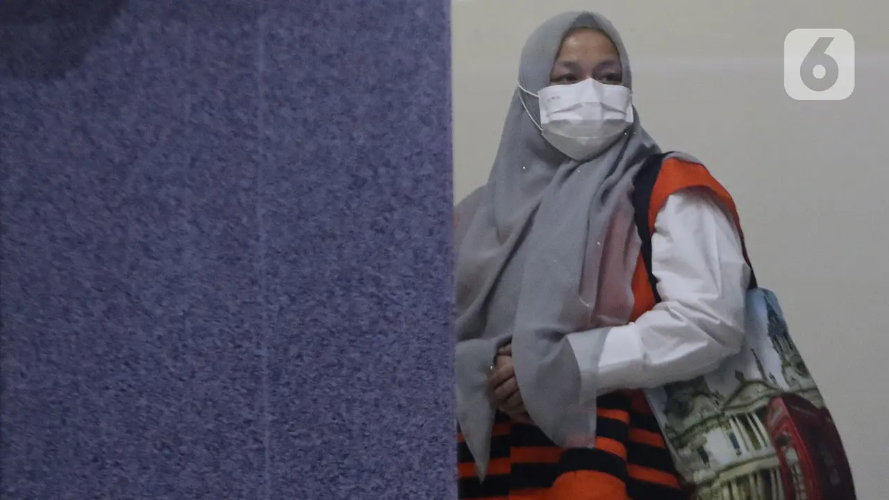 FOTO: Pemeriksaan Lanjutan Bupati nonaktif Kolaka Timur
