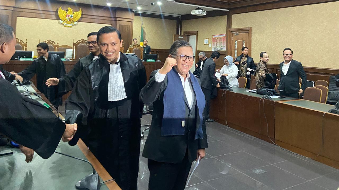 Dakwaan KPK Ungkap Pertemuan Hasto dan Harun Masiku di Ruang Kerja Eks Ketua MA Hatta Ali