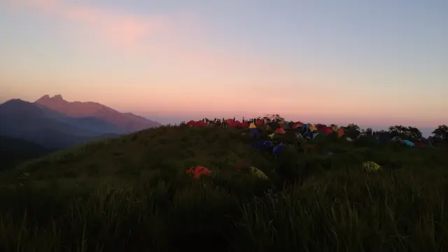 Ini Rangkaian 6 Gunung Sekitar Malang yang Seru dan Asyik untuk Didaki