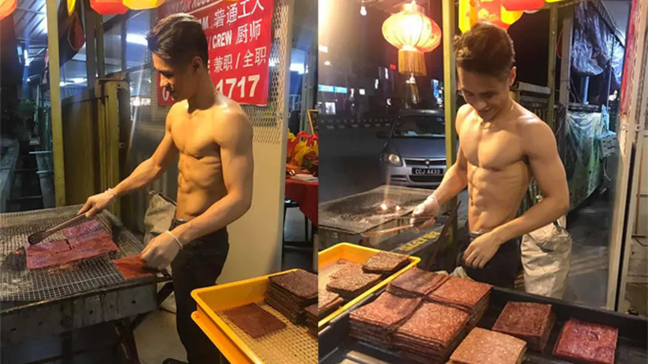 Jual Daging Sambil Telanjang Dada, Pedagang Macho Curi Perhatian