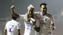 Kemenangan ini membuat Arema FC langsung melesat ke posisi ketiga klasemen sementara Shopee Liga 1 2020. (Bola.com/M Iqbal Ichsan)