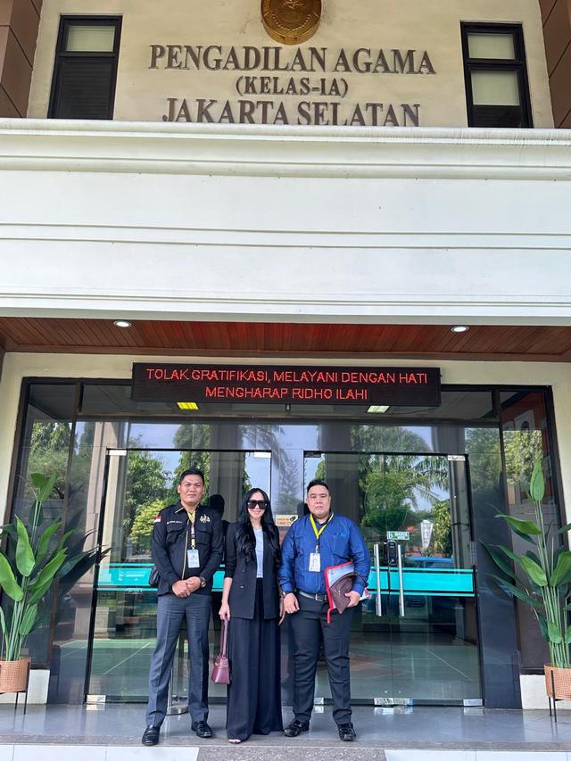 Lita Keysha di Pengadilan Agama Jakarta Selatan.