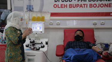 Mesin donor plasma konvalesen di Bojonegoro siap menampung penyintas Covid-19 donor darah. (Ahmad Adirin/Liputan6.com)