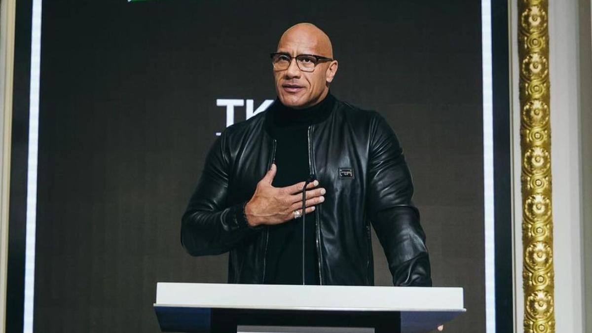 5 Potret Dwayne Johnson Pasrah Dirias Anak-Anaknya Sebelum Gym, dari Garang jadi Menggemaskan