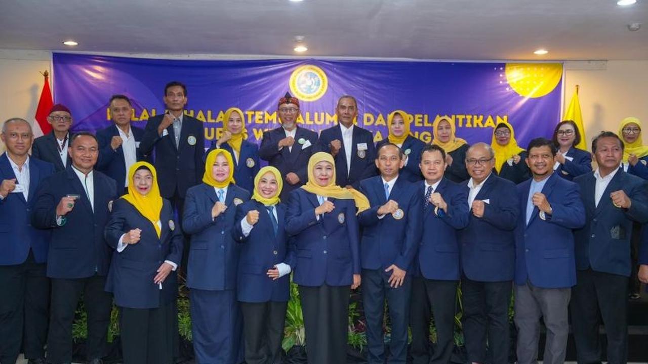 Khofifah Dorong IKA Unair Perkuat Pemerataan Layanan Kesehatan Nasional