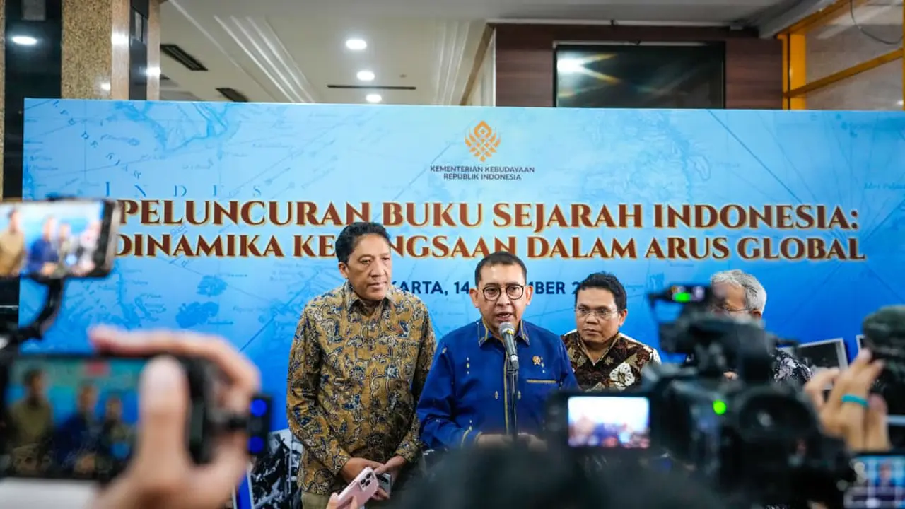 Menteri Kebudayaan Fadli Zon