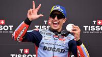 Posisi kedua sprint race MotoGP Grand Prix Australia 2024 ditempati pembalap dari tim Gresini Racing, Marc Marquez. (William WEST/AFP)