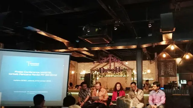 Press Conference Mastel terkait Rencana Revisi PP 82/2012 di Jakarta