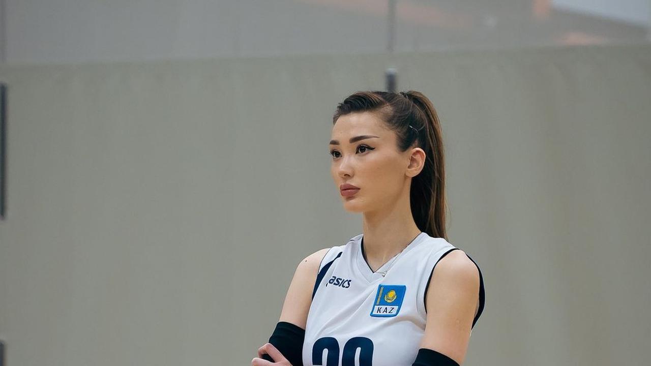 7 Potret Sabina Altynbekova Pemain Voli dari Kazakhstan yang Gabung Yogya Falcons dan Siap Ramaikan Proliga 2025