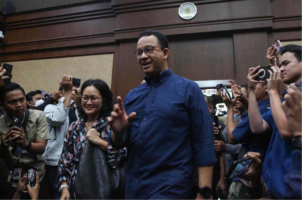 Anies Baswedan hadiri sidang perdana Tom Lembong