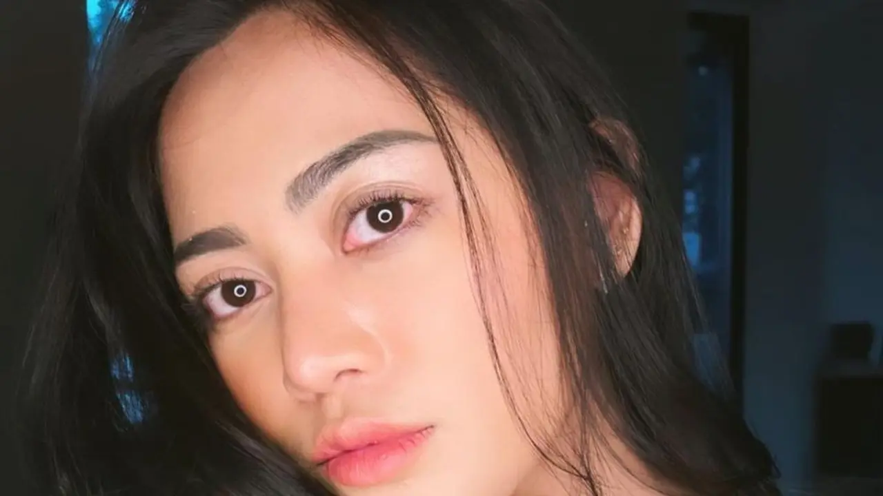 Berat Badan Turun 9 Kg, Ini 6 Potret Rachel Vennya Pamer Wajah Makin Tirus