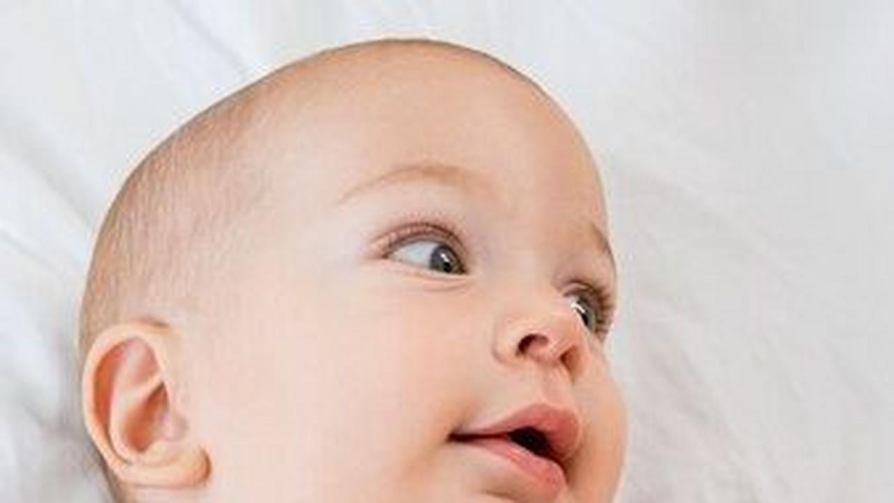 Dengan memilih salah satu dari rekomendasi sunscreen di atas, Anda dapat melindungi kulit sensitif anak-anak Anda dari sinar matahari yang berbahaya.