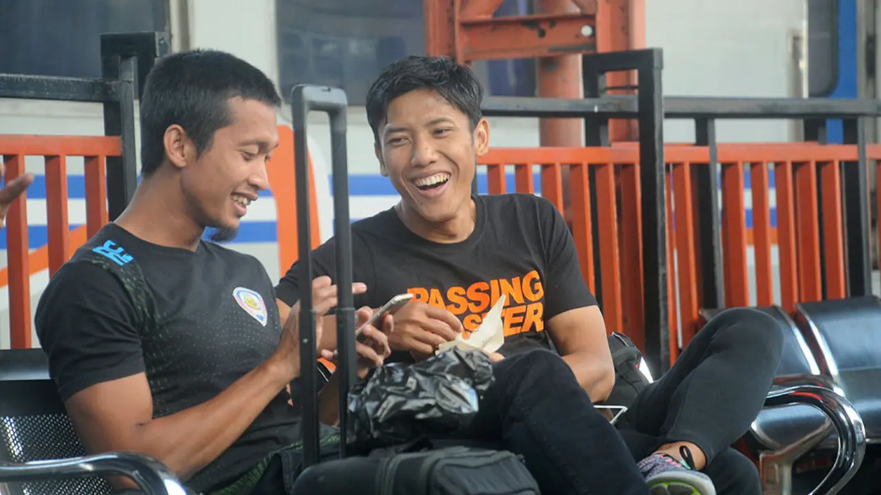 Arif Suyono dan Ahmad Bustomi