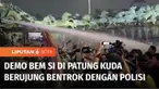 Unjuk rasa Badan Eksekutif Mahasiswa Seluruh Indonesia atau BEM SI di Patung Kuda, Jakarta Pusat, pada Senin malam berujung bentrokan antara massa dan polisi. Bentrokan terjadi setelah massa menolak membubarkan diri.