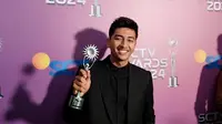 Harris Vriza Raih Aktor Paling Ngetop SCTV Awards 2024, Persembahkan untuk Kekasih, Fans dan Keluarga Tercinta