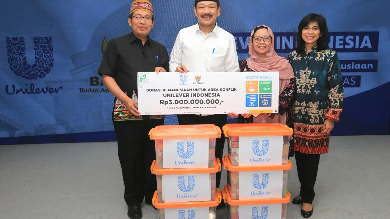 Kejahatan kemanusiaan di Gaza terus berkecamuk. Masyarakat dunia tidak tinggal diam dan terus menunjukkan kepedulian dengan menyumbangkan donasinya melalui lembaga penyalur terpercaya, salah satunya Badan Amil Zakat Nasional (BAZNAS) yang baru saja diaman