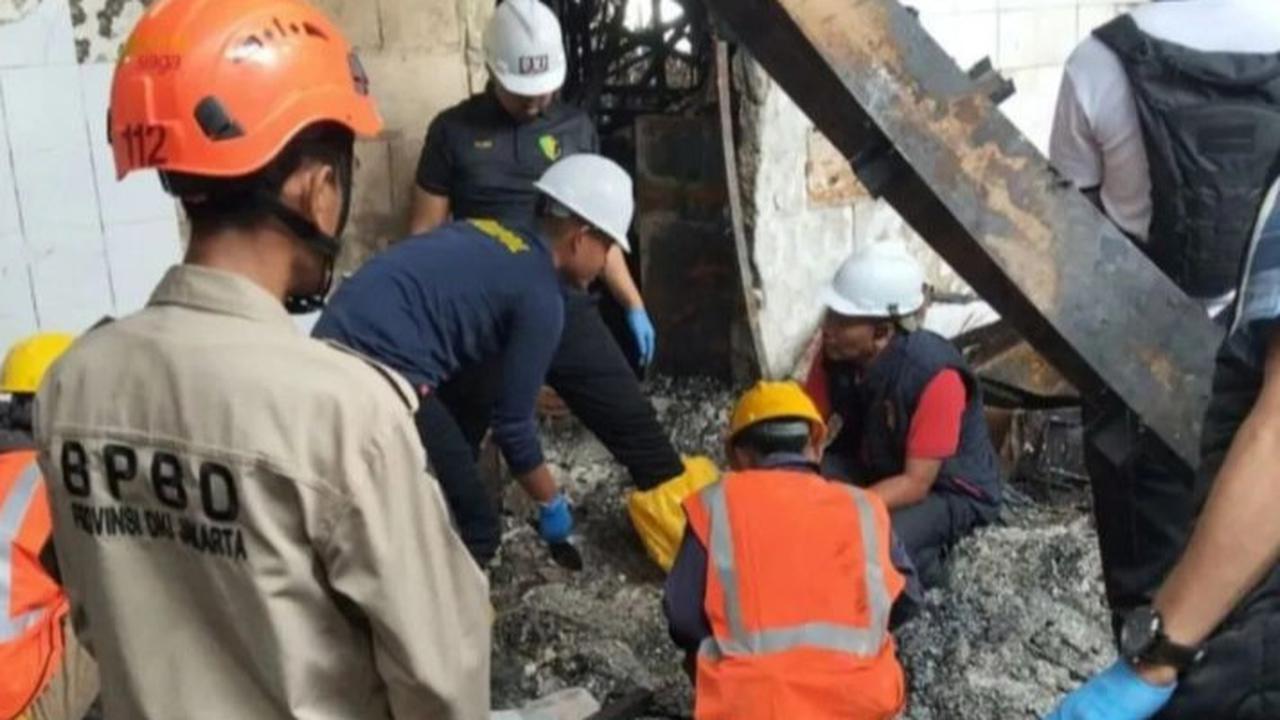 Proses Identifikasi Korban Kebakaran Glodok Plaza Dihentikan, 8 Orang Masih Belum Ditemukan