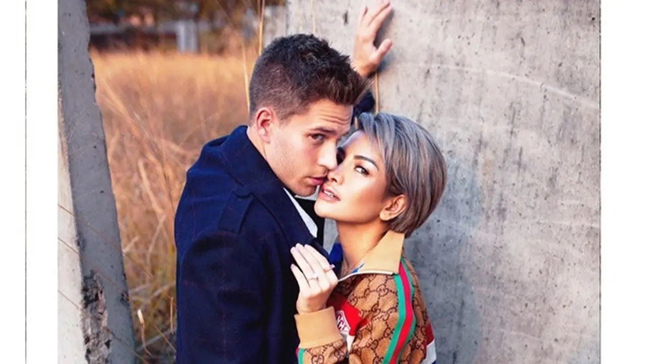 5 Gaya Pemotretan Nikita Mirzani Bareng Pacar Bulenya, Mesra Banget