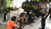 Ganggu Lalu Lintas, Anak Punk Dikejar-kejar Polisi