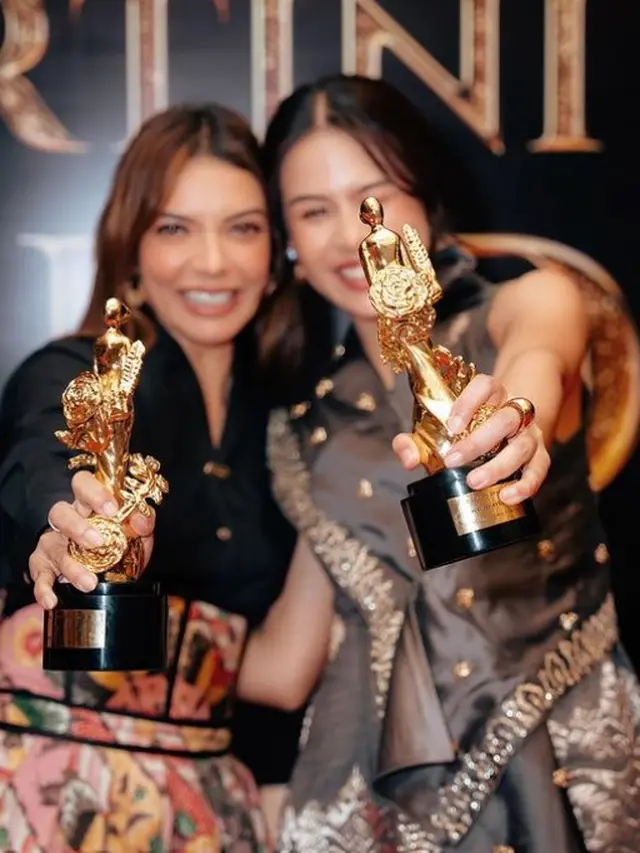 Maudy Ayunda di RA Kartini Award 2024 (Instagram/claurakiehl)