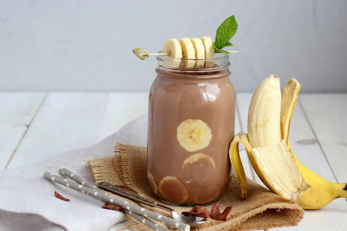 Ilustrasi Chocolate Banana Frappe