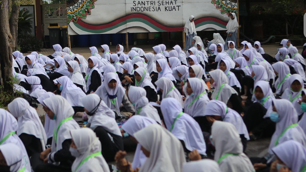 Meriahkan Hari Santri 2025 dengan Twibbon: 50 Link dan Cara Menggunakannya