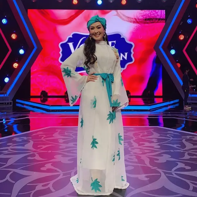 Iis Dahlia. (Foto: Instagram @isdadahlia)