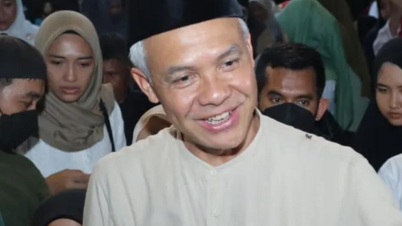 Ganjar Ngadu ke Wayan Koster Balihonya Dicopot jelang Kedatangan Jokowi di Bali: Sudah Dipasang Lagi