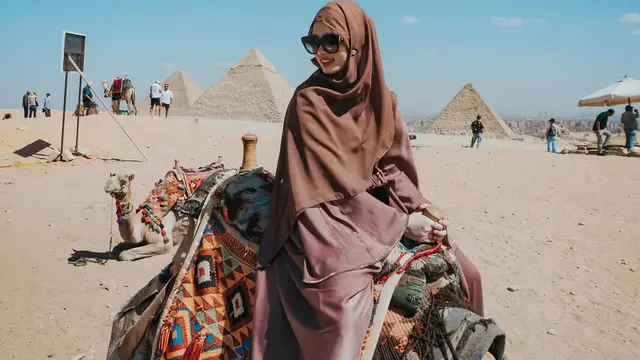 Inara Rusli Umroh