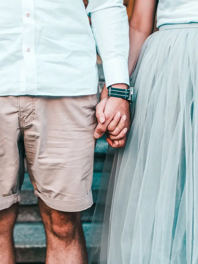 [Fimela] 3 Zodiak paling perhatian dengan teman dan keluarga