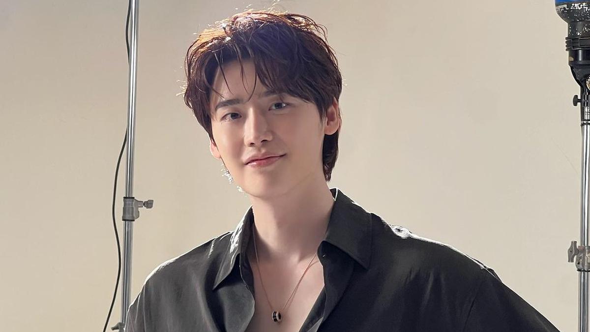 Lee Jong Suk Mundur dari Drama ISEOP'S ROMANCE