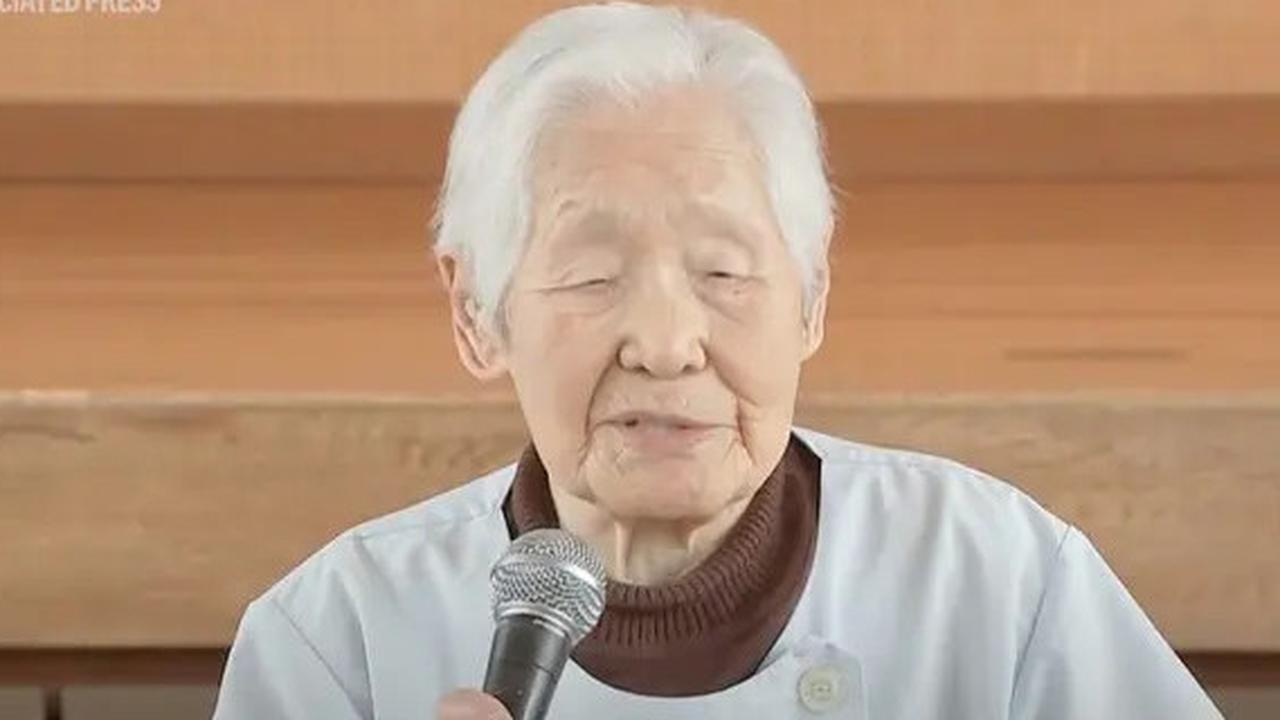 Masuk Guinness World Records, Tukang Cukur Tertua di Dunia Ini Punya Pengalaman 100 Tahun