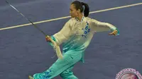 Atlet wushu putri Indonesia Lindswel (antaranews.com)